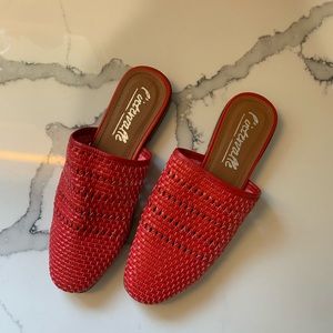 L'intervalle mules size 7.5